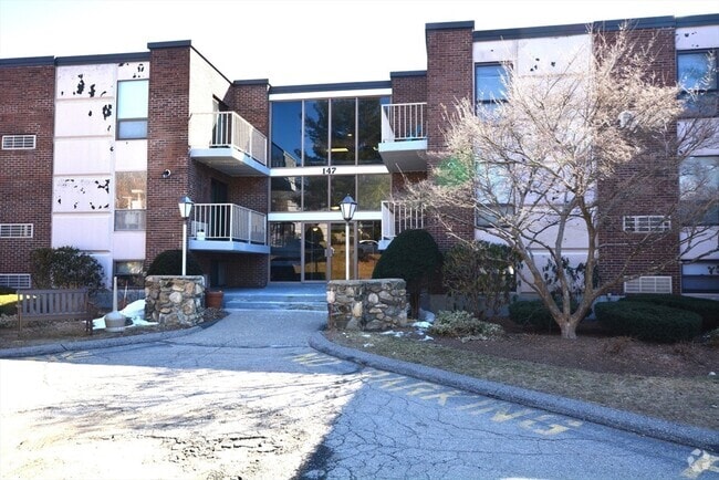 Building Photo - 147 Turner Rd Unit 106 Rental