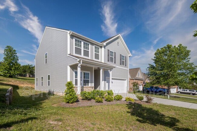 Photo - 411 Quick Silver Dr