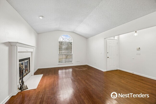 Photo - Great Location Near Town Center!