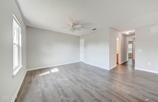 Photo - 3720 Burnham Way