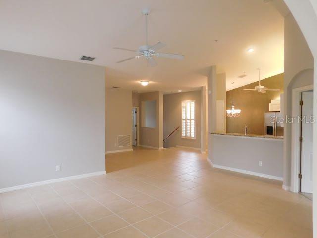 1669 Monarch Dr Unit 204