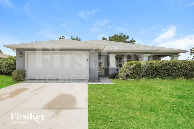 Building Photo - 2824 NW 23rd Ave