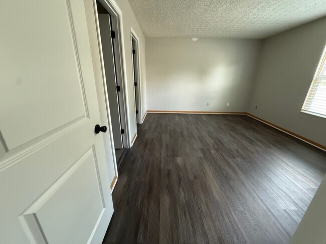 Photo - 3243 Meridian Rd