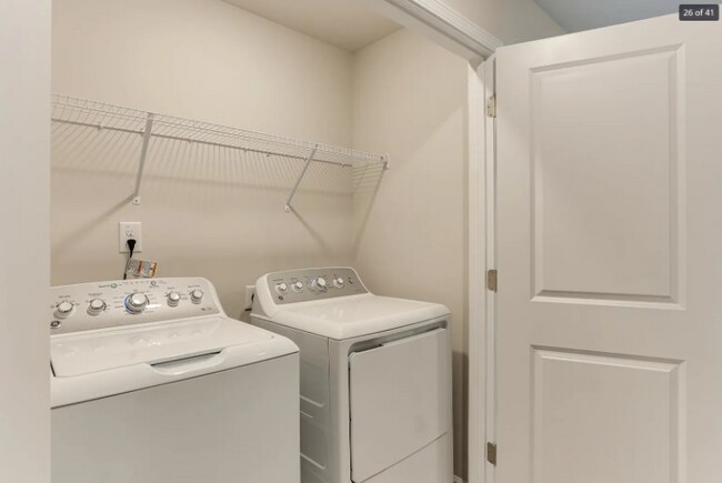 Photo - 304 Leland Crst Dr