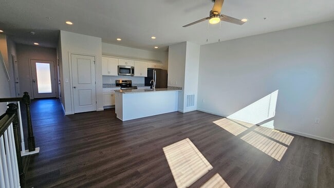 Photo - 61 N Conifer Dr