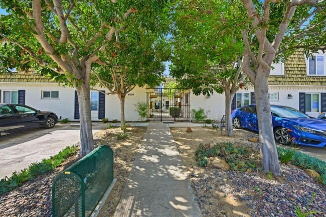 Building Photo - 4036 Shasta St