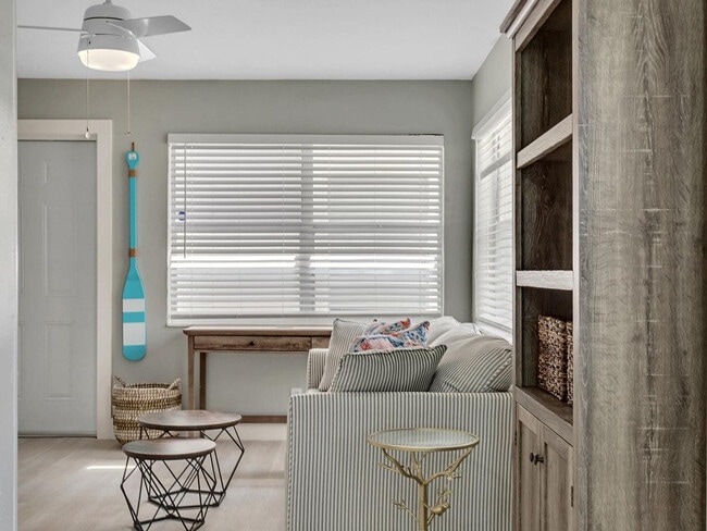 Photo - 318-320-320 Walnut St Unit ID1239362P