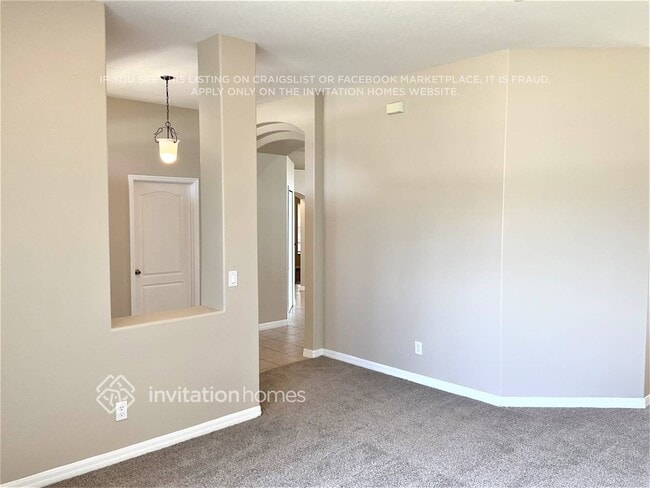 Photo - 930 Fairhaven St NE