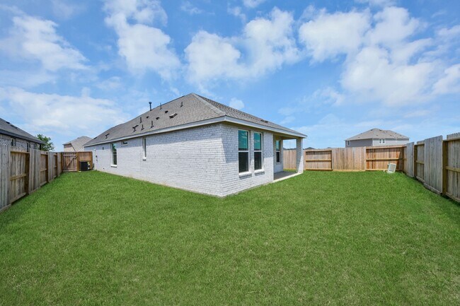 Photo - 29515 Pondview Dr