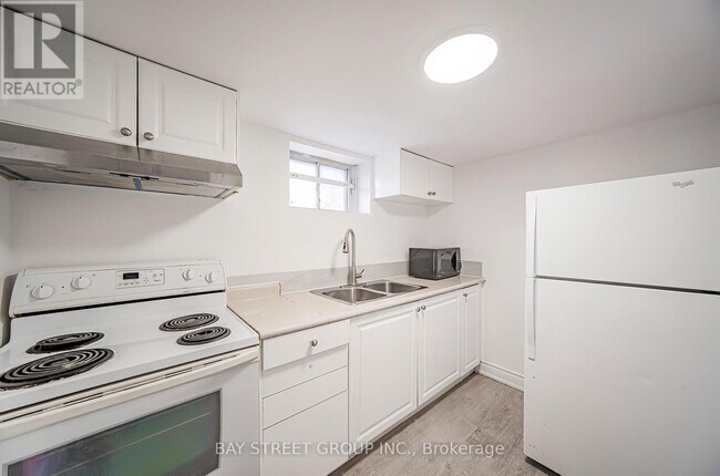 Photo - 1 Datchet Rd