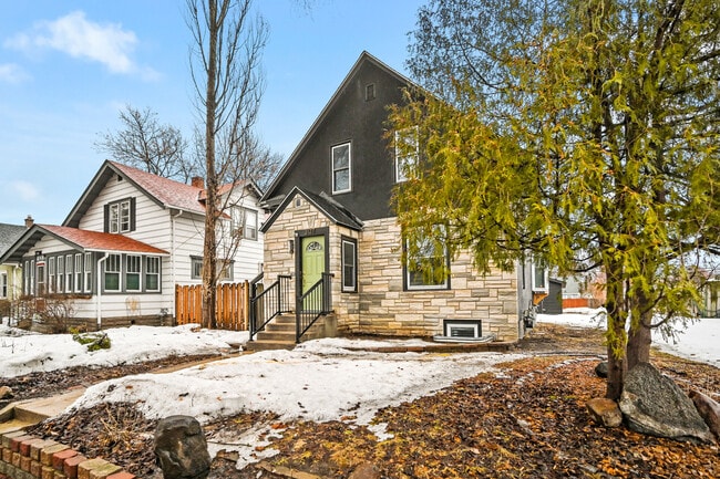 Photo - 3127 33rd Ave S