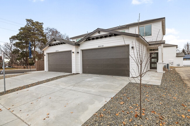 Building Photo - 1009 S Underwood Pl