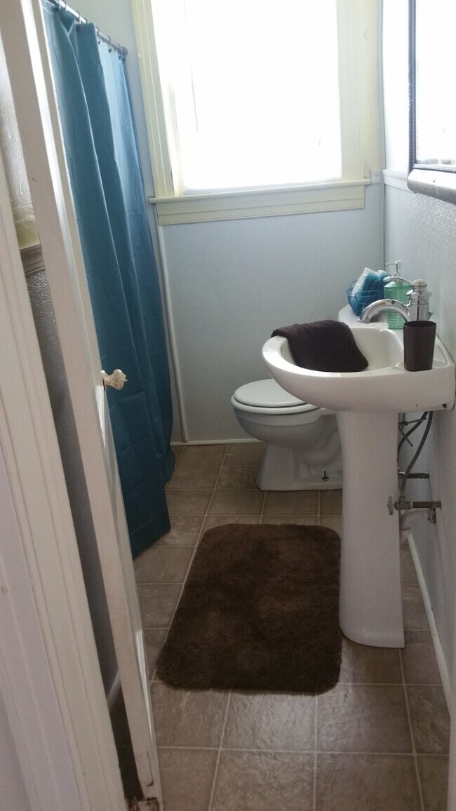 2410 Grant St Rental House Rental in Hopewell, VA