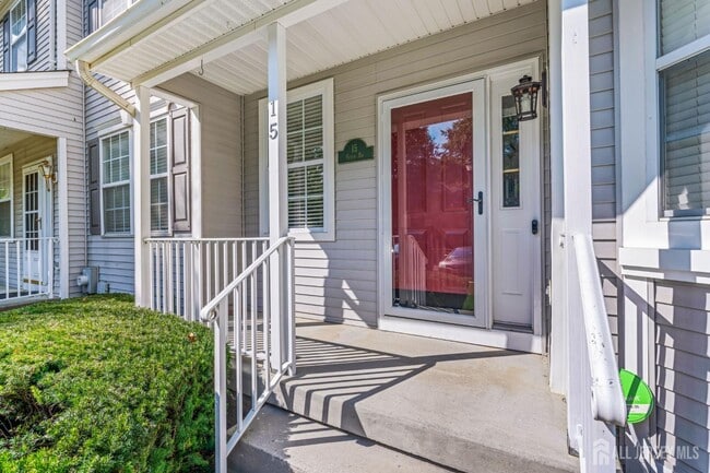 15 Faxon Dr
