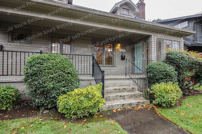 Photo - 5934 N Missouri Ave