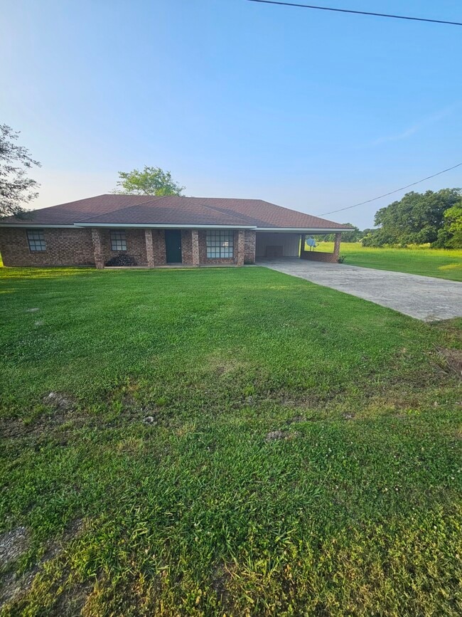 Photo - 16320 Langlinais Ln