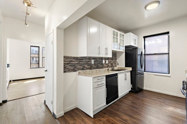 Photo - 6601 Broadway Unit D7