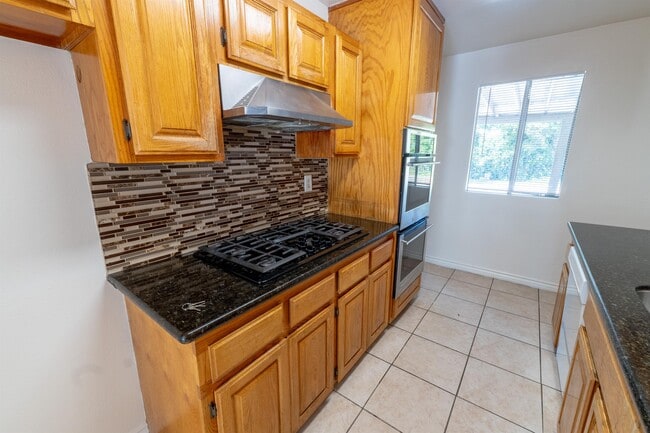 Photo - 7325 Layton St