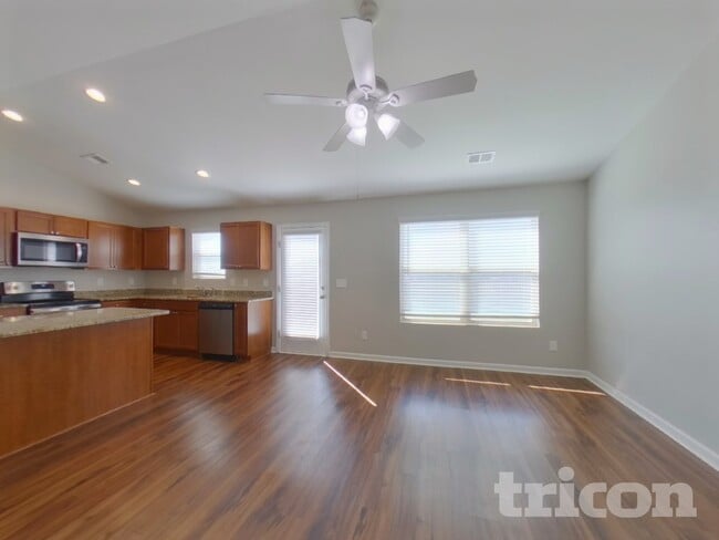 Photo - 711 Tallaran Rd