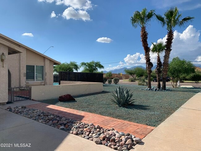 Photo - 2602 S Black Moon Dr