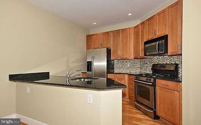 Photo - 1800 Wilson Blvd Unit 101