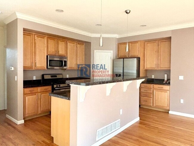 Photo - 3670 S Beeler St