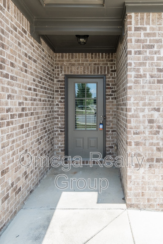 Photo - 114 Falling Waters Ln