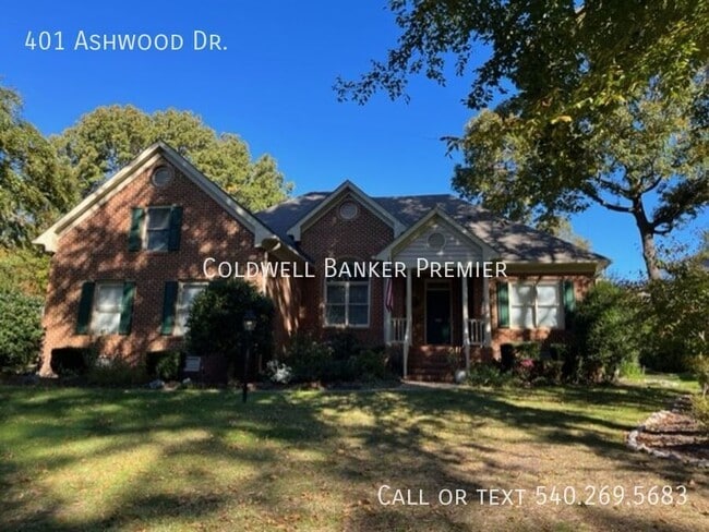 Building Photo - 401 Ashwood Dr