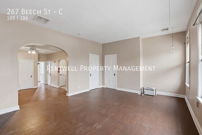 Photo - 267 Beech St Unit C