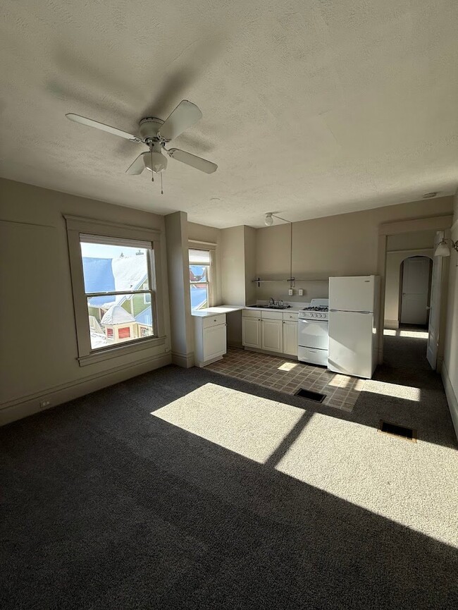 Photo - 418 Waukazoo Ave Unidad 4