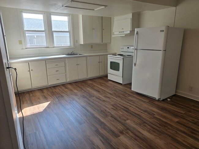 Photo - MY2435 Unit C