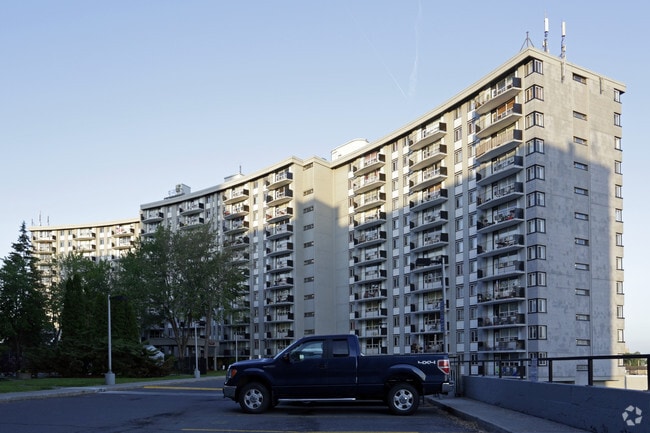 Building Photo - Somerset Towers East & West
