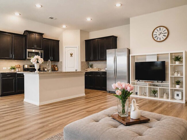 Photo - 16603 Villa Del Luna Ln