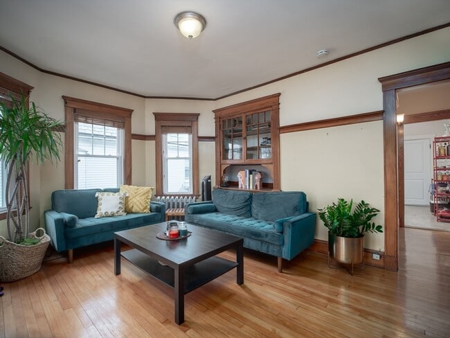 Building Photo - 60 Powder House Blvd Unit 2