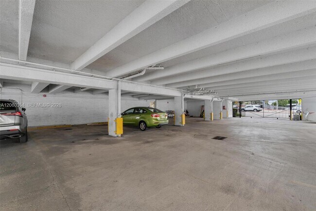 Photo - 4101 Indian Creek Dr Unit 507