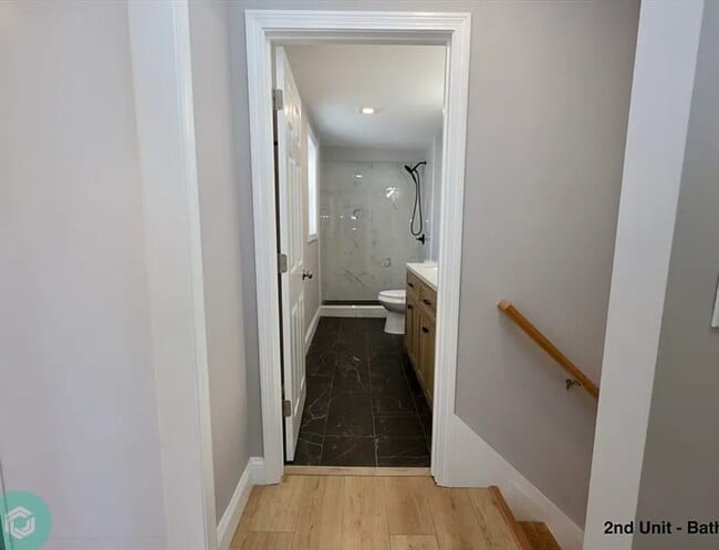 Building Photo - 67 Day St Rental
