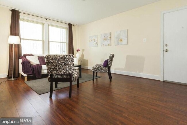 Photo - 4408 1st Pl NE Unit 13