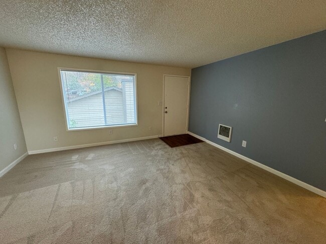 Photo - Village Monroe Apartments