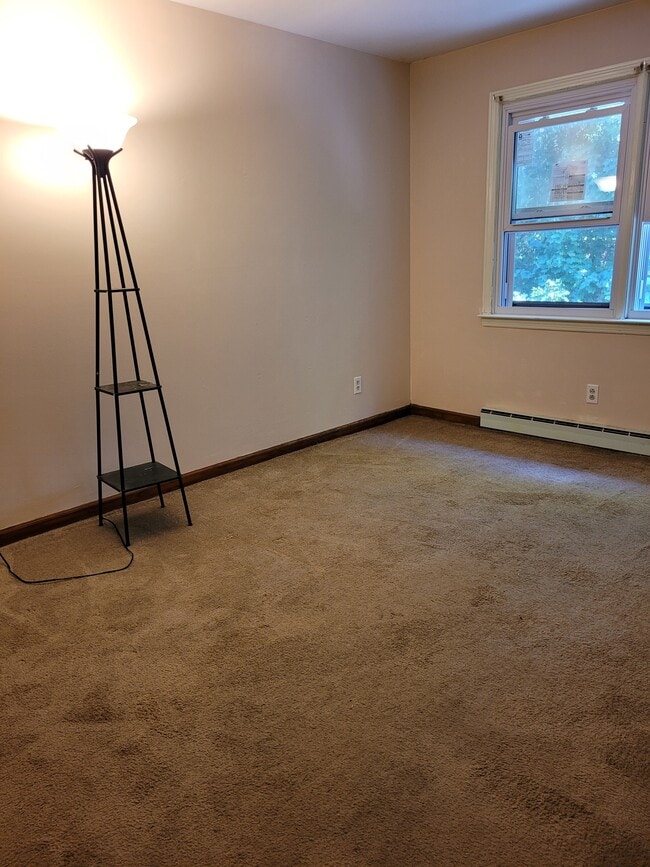 Photo - 56 Wakelee Ave Unit 10