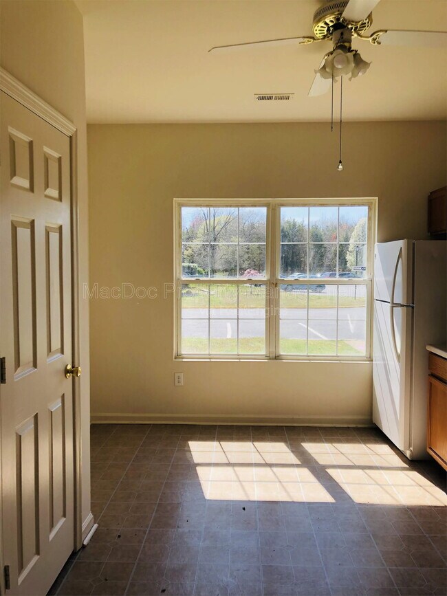 Photo - 11009 Bevin Dr