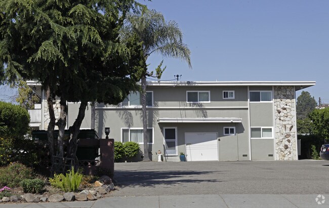 Capri Apartments