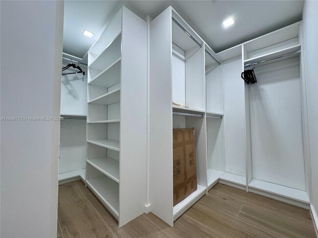 Photo - 10230 Collins Ave Unidad 102