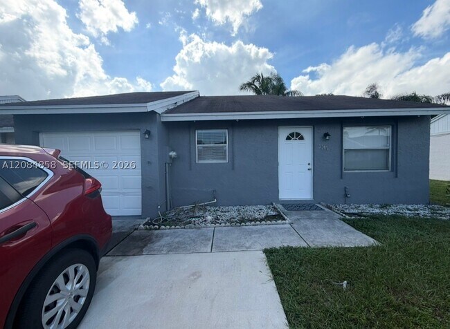 Building Photo - 5705 Stonington Way
