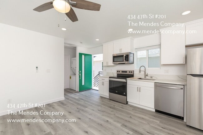 Photo - 434 47th St Unit 201