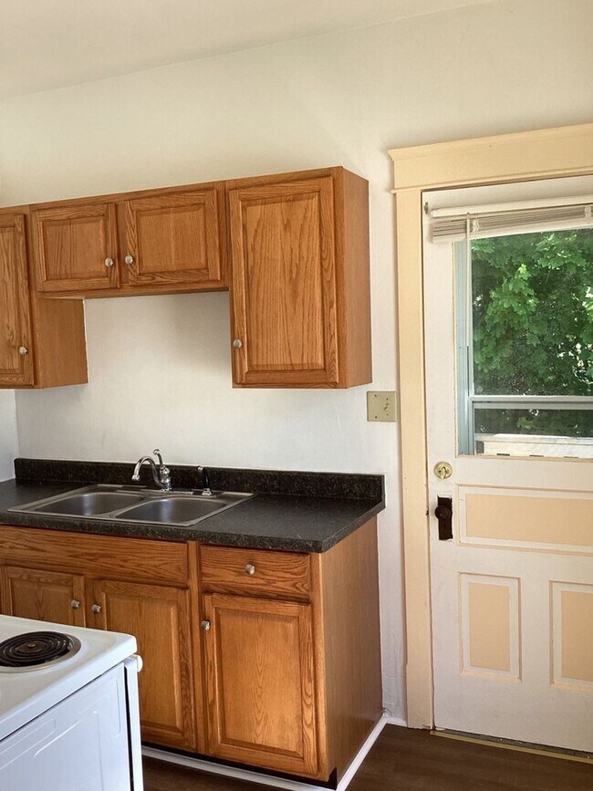 Photo - 206 Lincoln Way E Unit 206 B