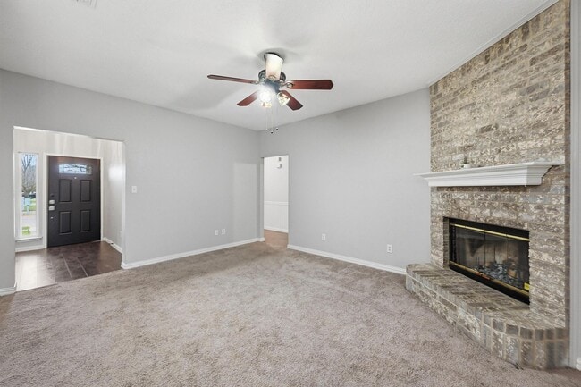 Photo - Immaculate 3-bedroom, 2-bath home in the highly sought-after Springfield subdivision!