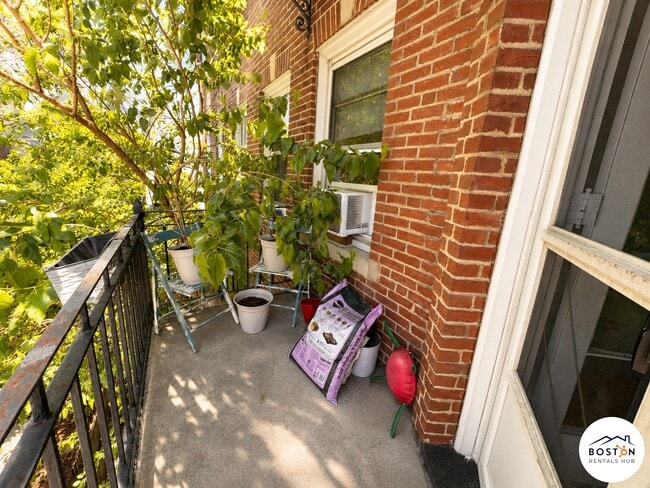 Photo - 162 Summer St Unit 25