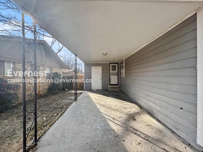 Photo - 3199 Gina Dr