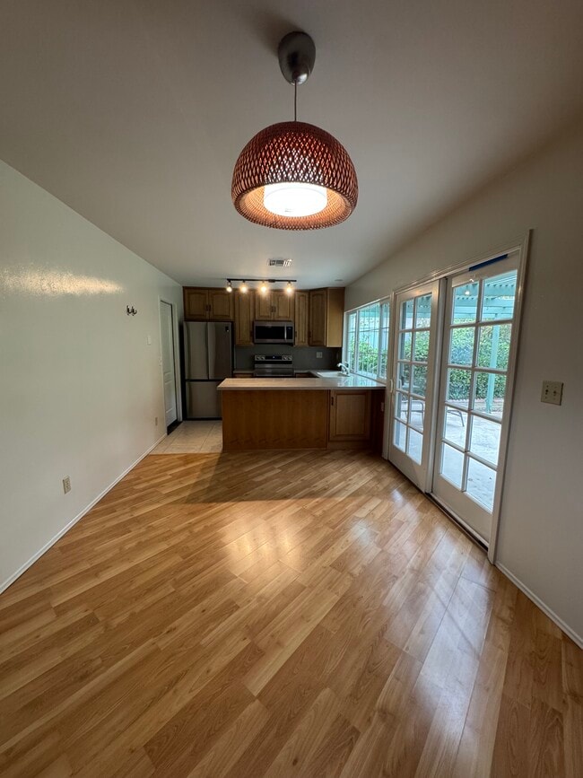 Comer en la cocina - 15190 Penasquitos Dr