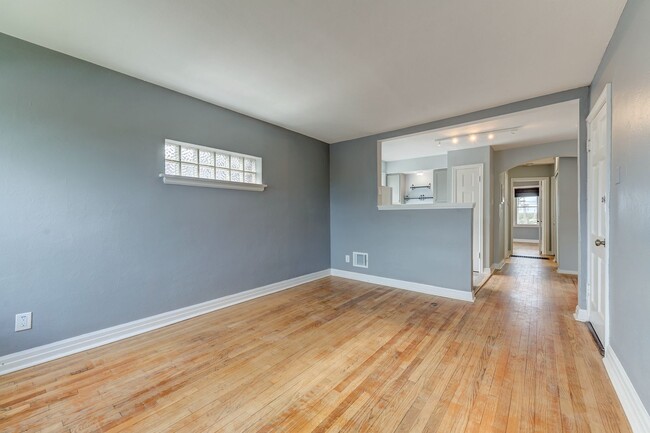 Photo - 4948-4948 Kemper Ave Unit 4946 Kemper Ave. - 2nd Floor